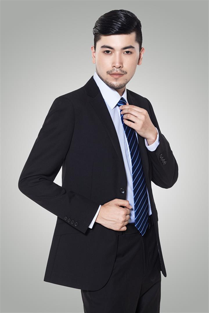 冯坡泰 艺术总监 & 首席设计师